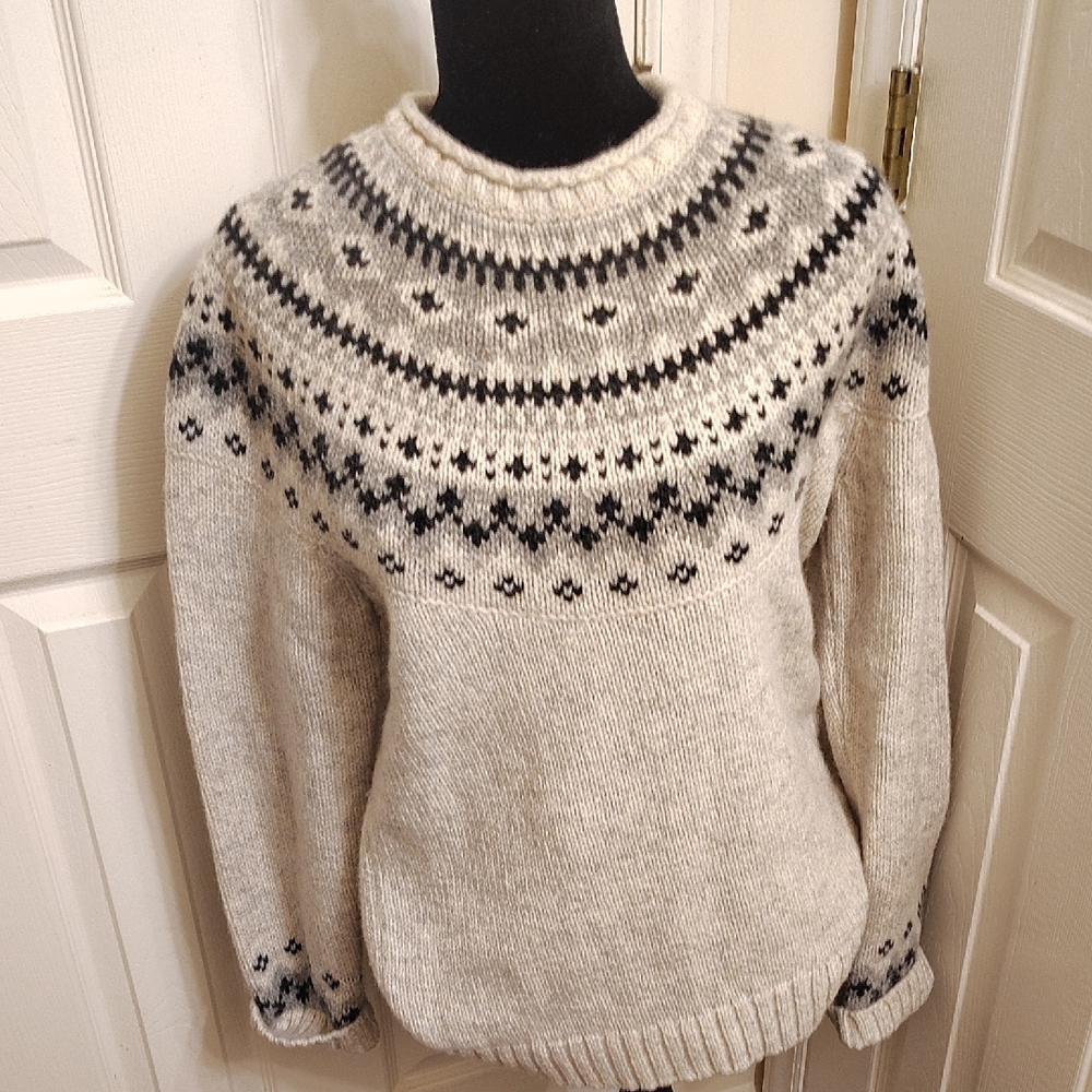 L.L. Bean Cream and Black Nordic Crewneck Sweater